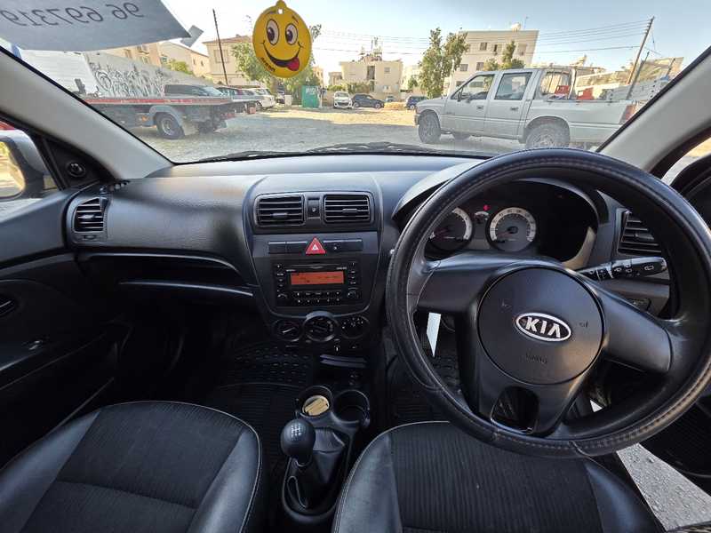 2011 KIA Picanto 8,0L 2011 Cyprus