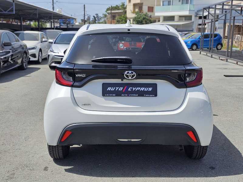 2021 Toyota Yaris 1,5L 2021 Cyprus