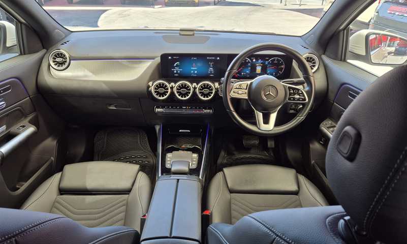 2023 Mercedes-Benz GLA-Class 2,0L 2023 Cyprus