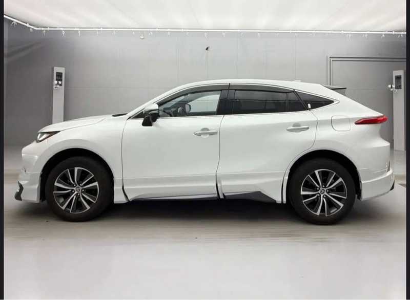2023 Toyota Harrier 2,5L 2023 Cyprus