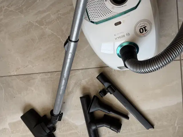 Vacuum cleaner bosch, Limassol — Kato Polemidia