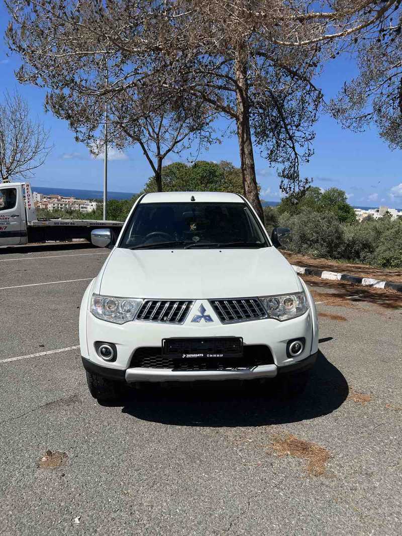 Mitsubishi L200 2,5L 2013