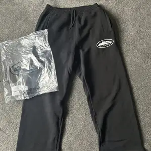 Corteiz black sweatpants, Επαρχία Λευκωσίας — Λατσιά - Άγιος Ελευθέριος