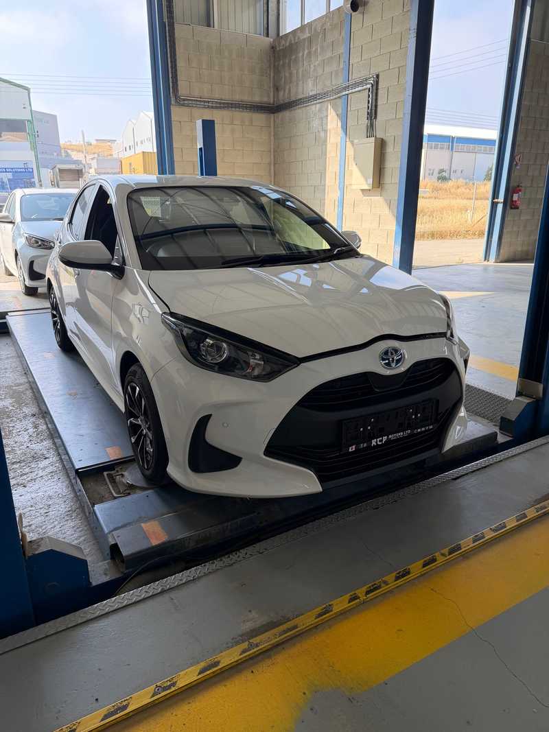 2022 Toyota Yaris 1,5L 2022 Cyprus