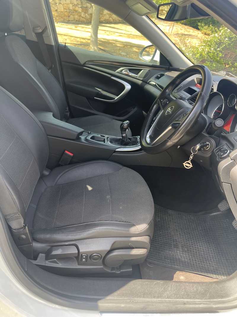 2010 Opel, Vauxhall Insignia 1,6L 2010 Cyprus