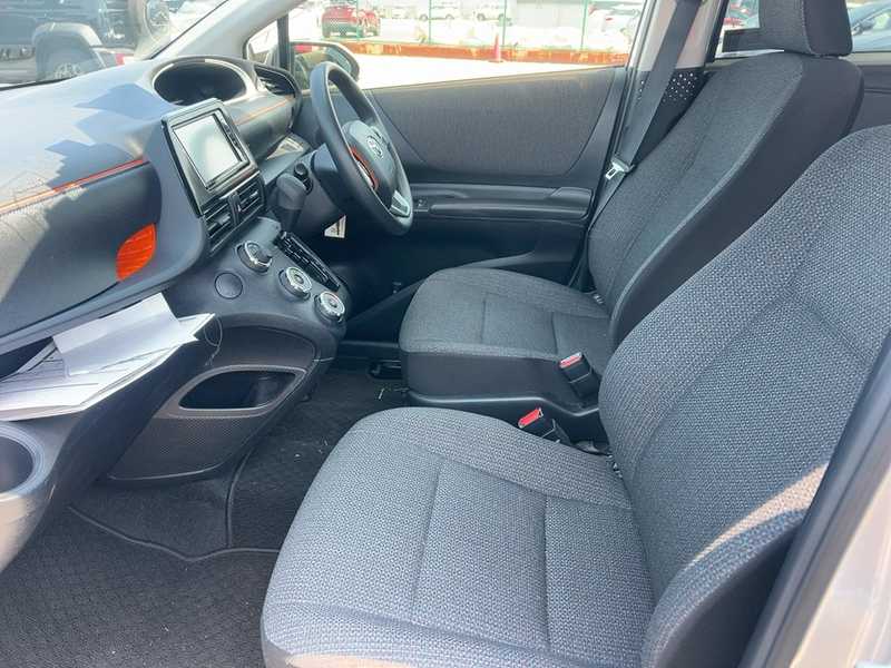 2022 Toyota Sienta 1,5L 2022 Cyprus
