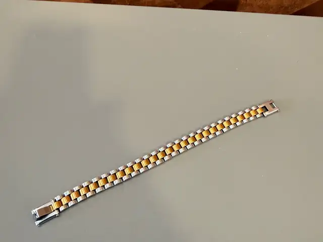 Luxury bracelet, Επαρχία Πάφου — Paphos - Άγιος Θεόδωρος
