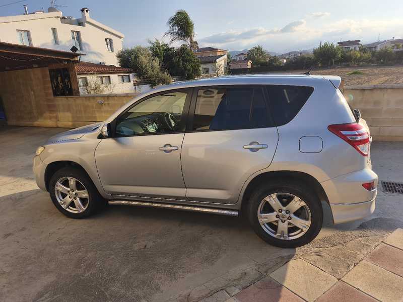 2011 Toyota RAV4 2,2L 2011 Cyprus