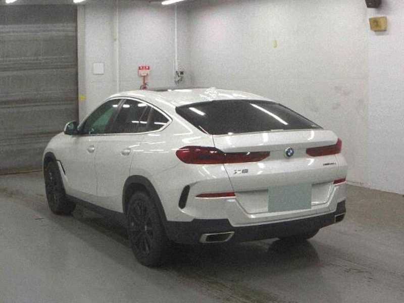 2021 BMW X6 3,0L 2021 Cyprus
