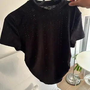Black high neck top, Nicosia — Aglantzia