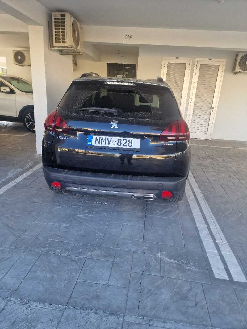 2017 Peugeot 2008 1,6L 2017 Cyprus
