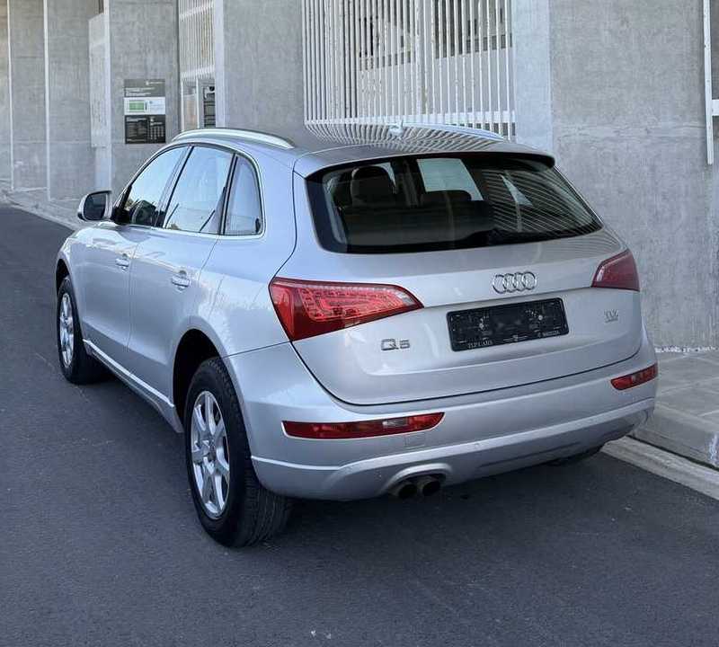 2011 Audi Q5 2,0L 2011 Cyprus