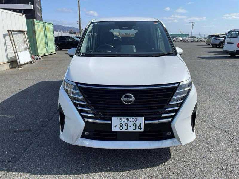 2025 Nissan Serena 2,0L 2025 Cyprus