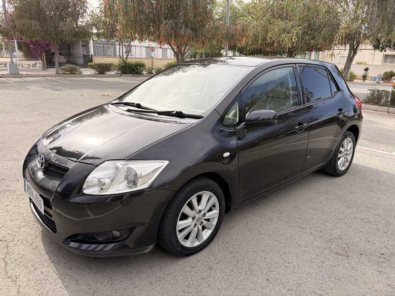2007 Toyota Auris 2,0L 2007 Cyprus