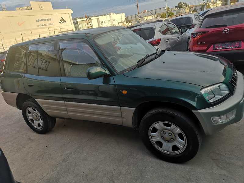 Toyota RAV4 2,0L 1998