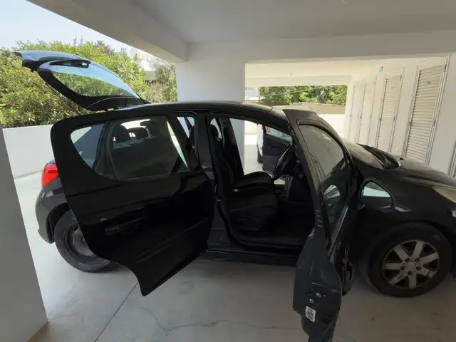 Peugeot 207 - enitre car for parts, Επαρχία Λεμεσού — Κάτω Πολεμίδια