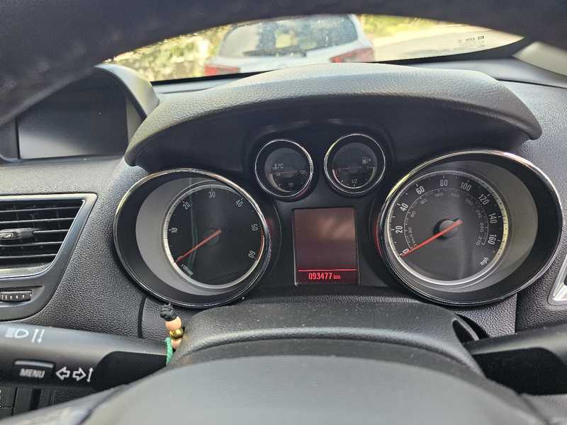 2015 Opel, Vauxhall Mokka 1,6L 2015 Cyprus