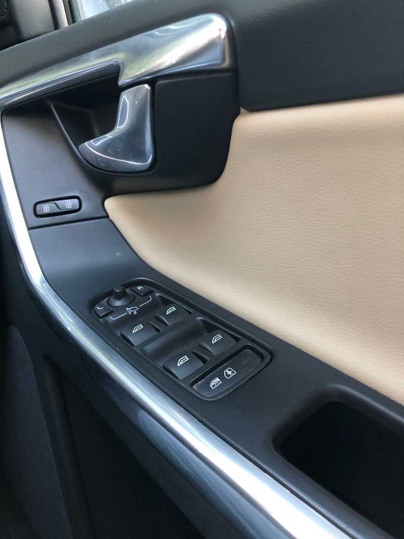 2016 Volvo XC60 2,0L 2016 Cyprus