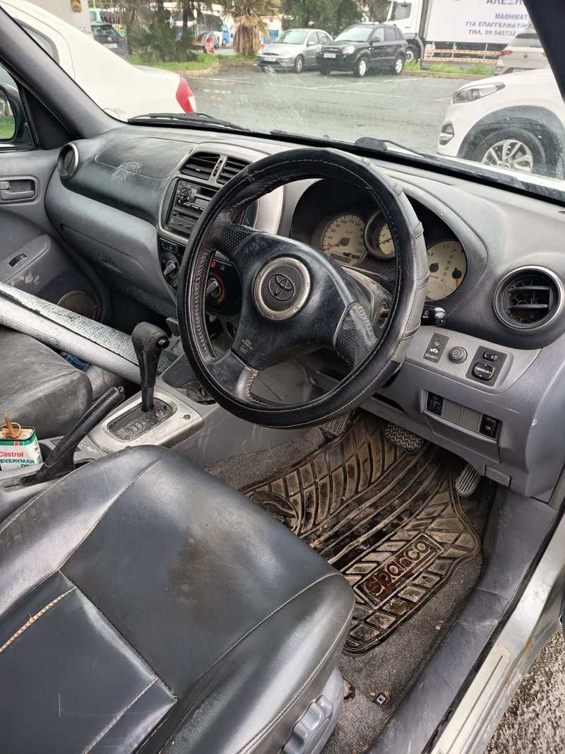 2001 Toyota RAV4 2,0L 2001 Cyprus