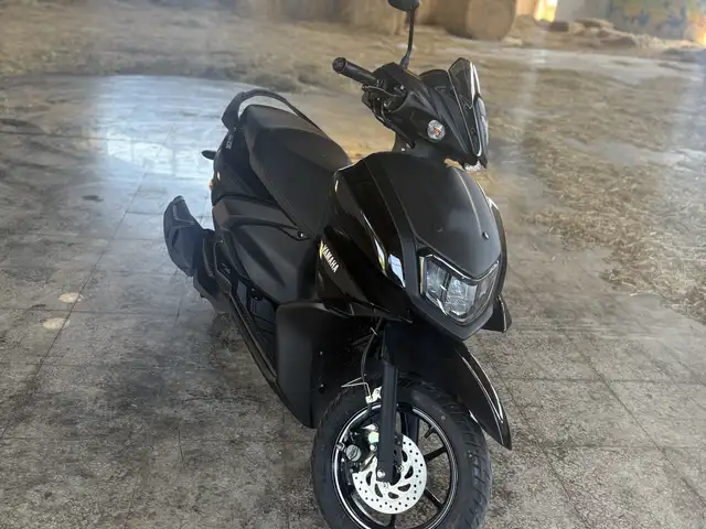 I got it brand new from yahama paphos rayzr 125, Paphos — Pegeia - 2
