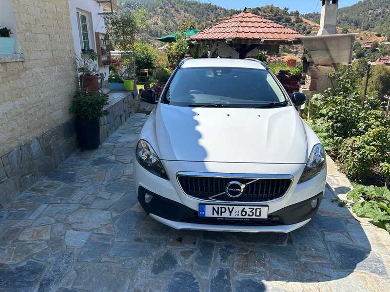 Volvo V40 1,5L 2020