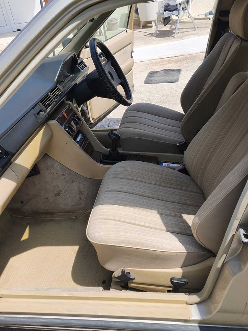 1986 Mercedes-Benz E-Class 2,5L 1986 Cyprus