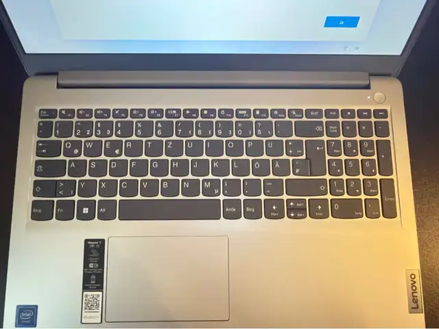 Lenovo ideapad 1i 15.6 256gb ssd 4gb ram, Επαρχία Λεμεσού — Λεμεσός - Ομόνοια