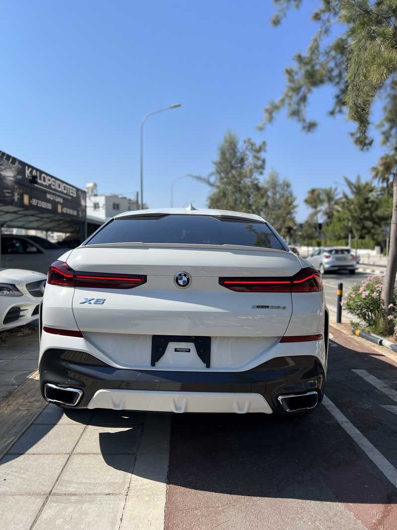 2021 BMW X6 3,0L 2021 Cyprus