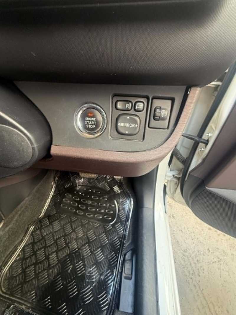 2011 Toyota IQ 1,3L 2011 Cyprus