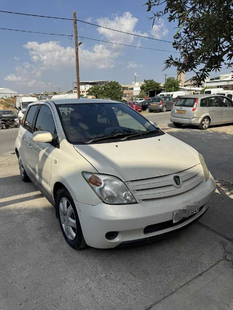 Toyota Ist 1,2L 2004