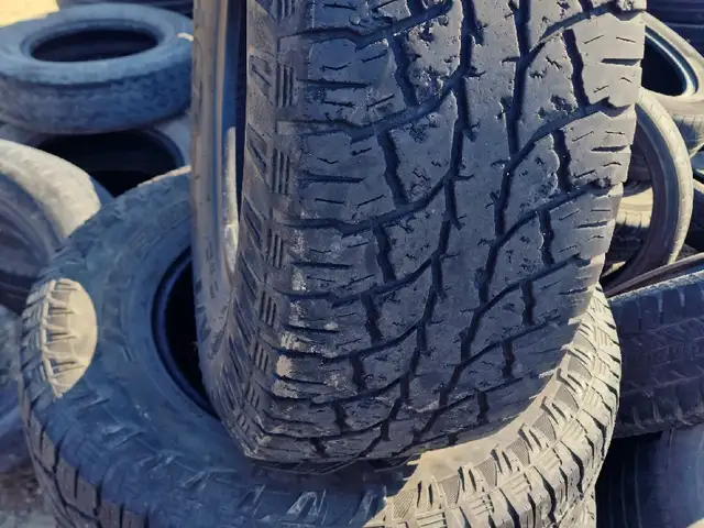 285/70/17 in good condition 4pcs set with installation year 2022 joyroad tyre, Nicosia — Geri