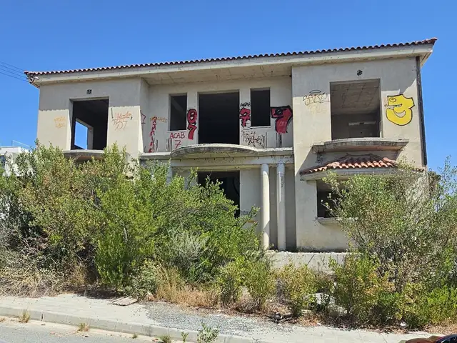 5-bedroom detached house for sale, Limassol — Agios Athanasios
