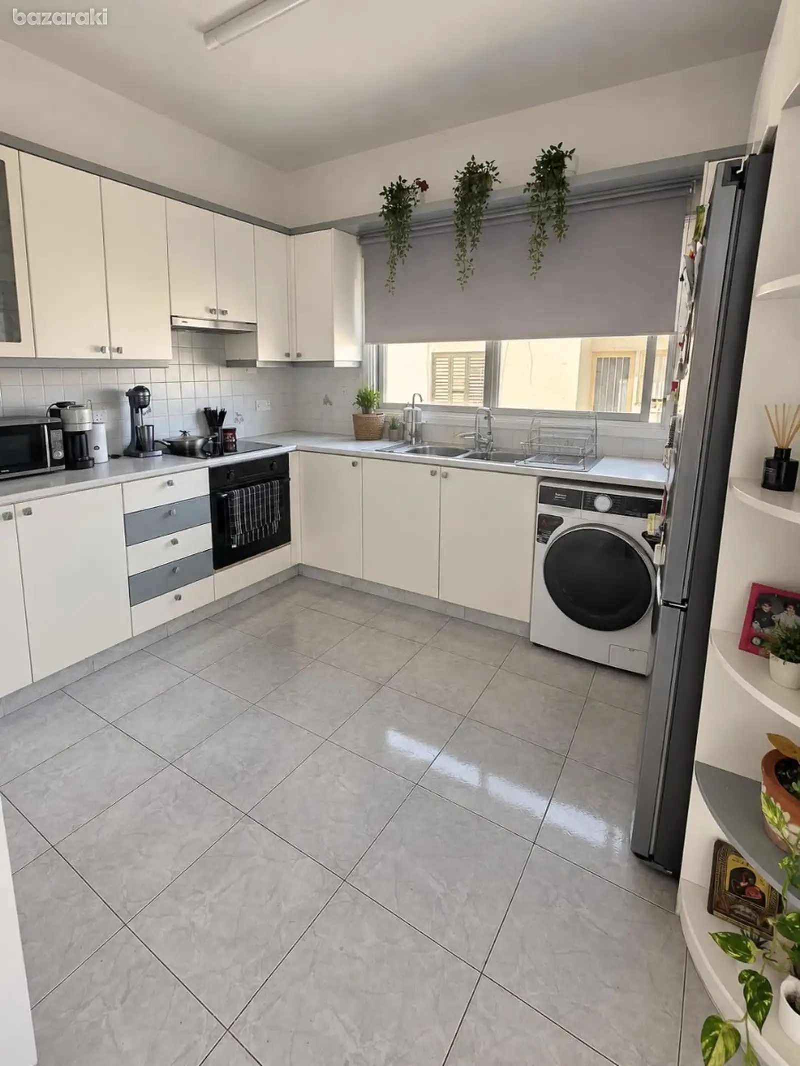 House, 3 bedrooms — 8