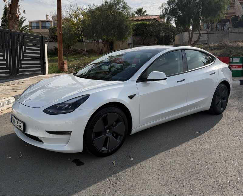 Tesla Model 3 Electric 2021