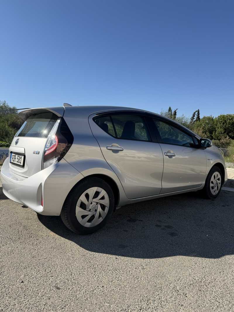 2020 Toyota Aqua 1,5L 2020 Cyprus