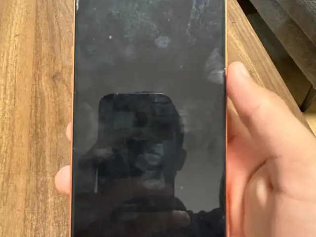 Iphone 17 pro max, Επαρχία Λεμεσού — Μαρίνα Λεμεσού