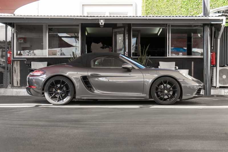 2016 Porsche 718 2,0L 2016 Cyprus