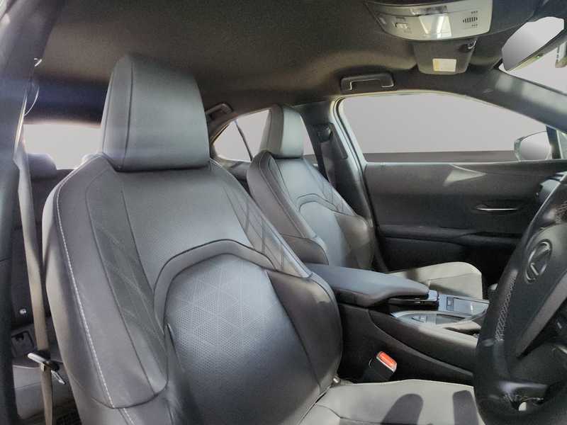 2022 Lexus UX 2,0L 2022 Cyprus