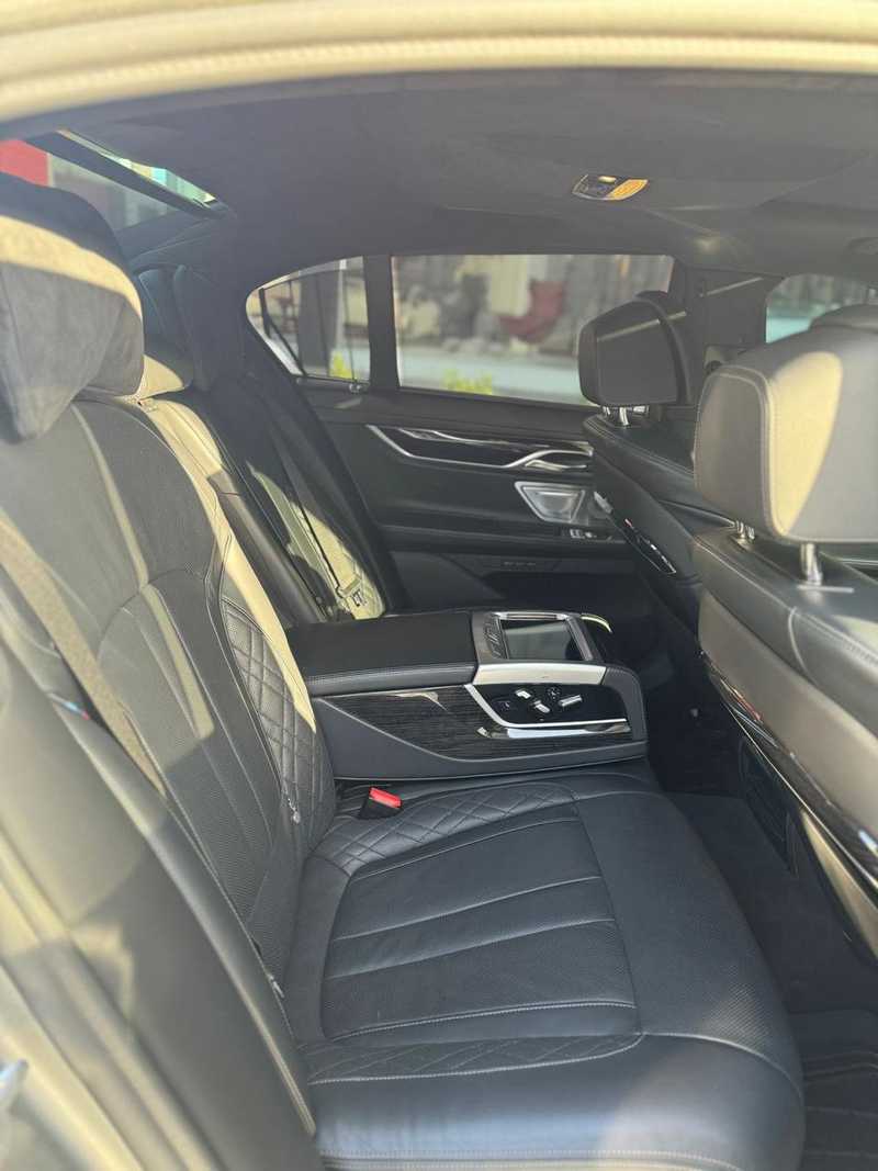 2020 BMW 7-Series 5,0L 2020 Cyprus