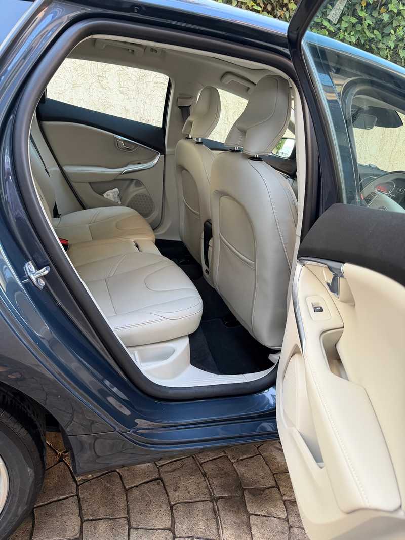 2020 Volvo V40 1,5L 2020 Cyprus