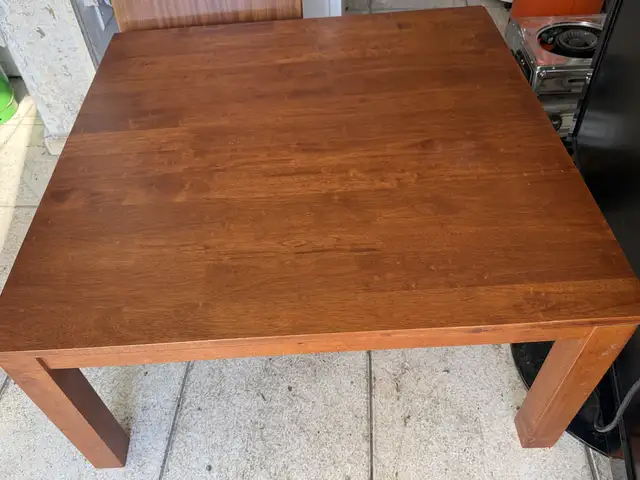 Coffe table, Επαρχία Λευκωσίας — Λευκωσία - Παλουριώτισσα