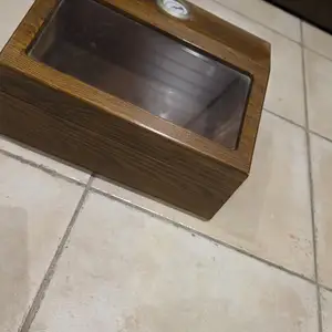 Wooden cigar humidor, Επαρχία Λάρνακας — Αραδίππου - Απόστολος Λουκάς