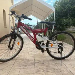 Bycicle, Επαρχία Λεμεσού — Παρεκκλησιά