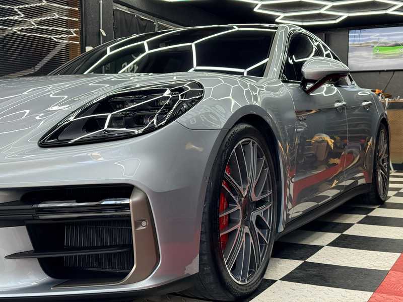 2024 Porsche Panamera 4,0L 2024 Cyprus