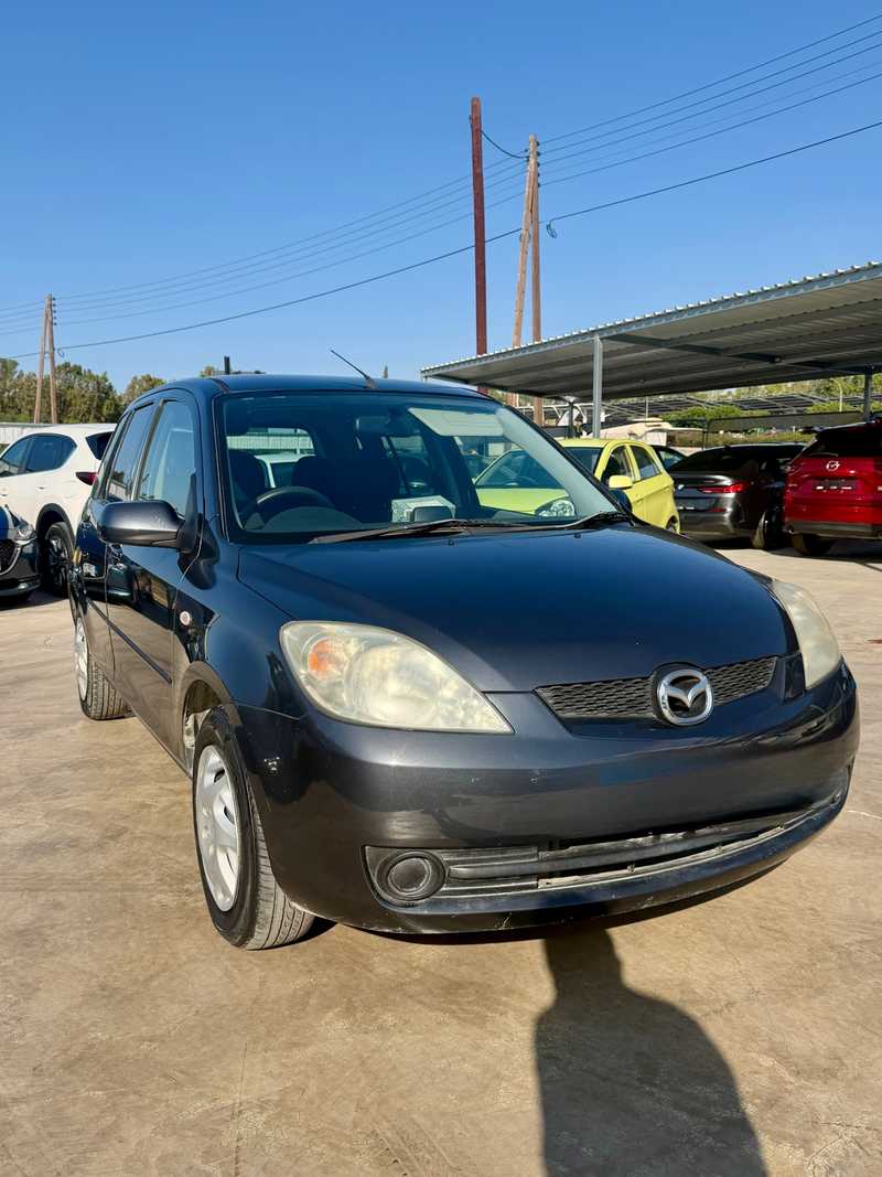 Mazda Demio 1,3L 2004