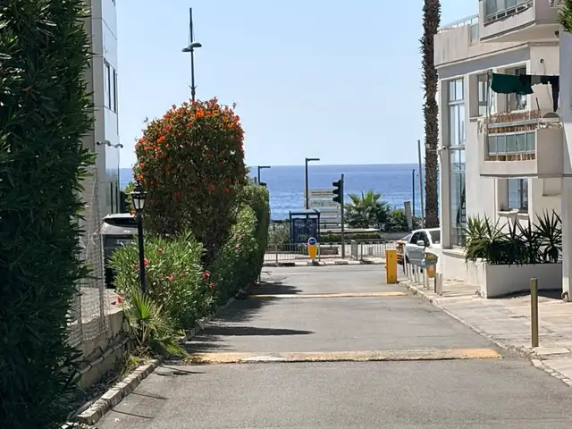 3-bedroom apartment to rent, Limassol — Agios Tychon Tourist Area