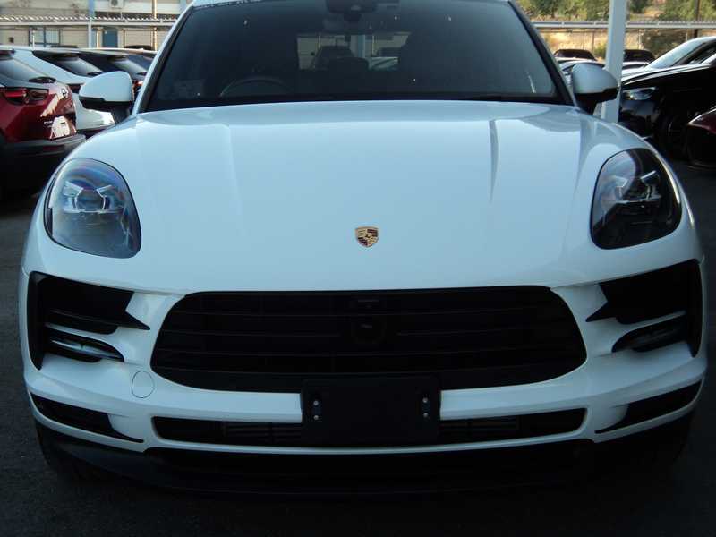 2022 Porsche Macan 2,0L 2022 Cyprus
