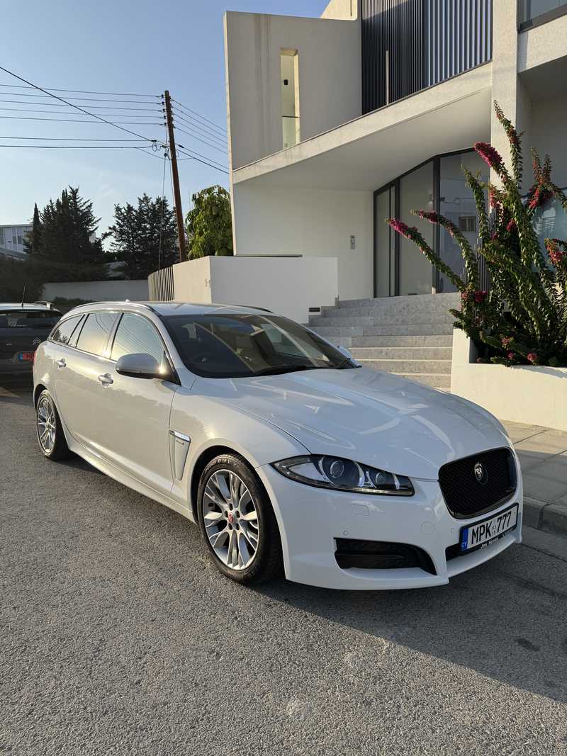 2015 Jaguar XF 2,2L 2015 Cyprus
