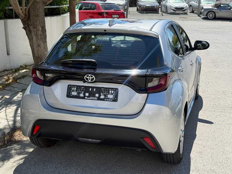 2022 Toyota Yaris 1,5L 2022 Cyprus