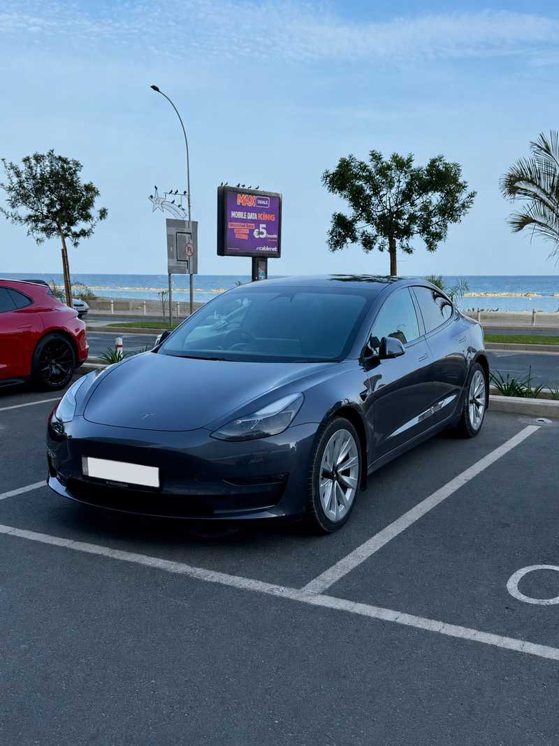 Tesla Model 3 Electric 2022